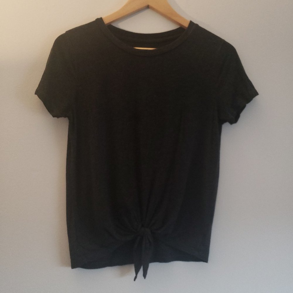 American Eagle Women's Tie-up Grey TShirt